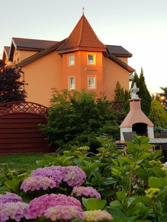 Posejdon Bed & Breakfast Ustronie Morskie Ngoại thất bức ảnh